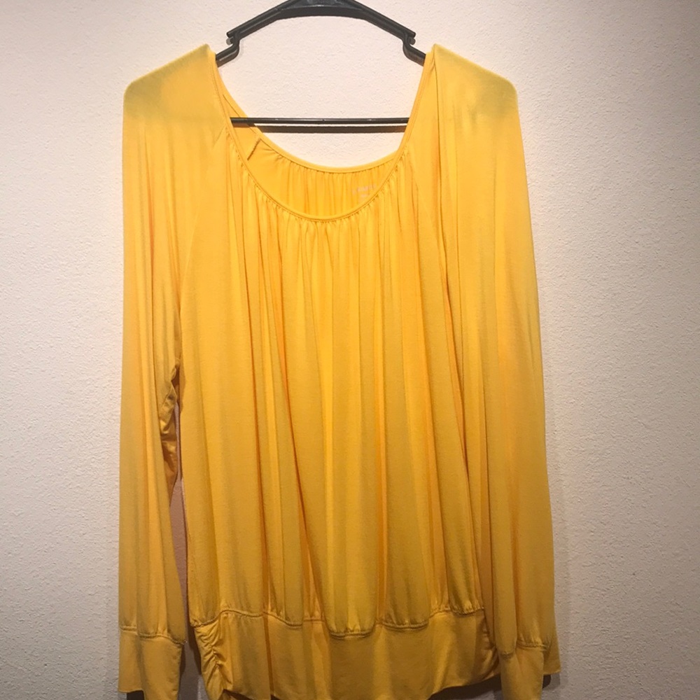 Yellow boatneck top